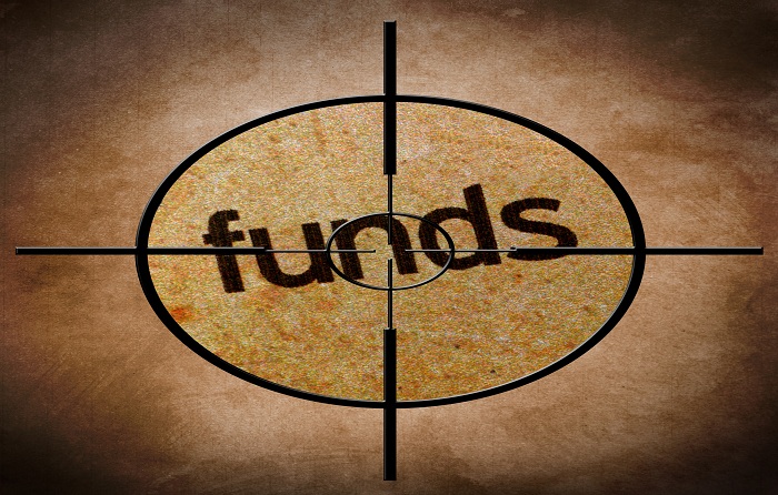 Mutual Funds article in Advisorkhoj - Should you invest in Close Ended Mutual Funds