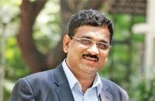 We follow a blended approach for Sundaram Large and Midcap Fund - https://www.advisorkhoj.com/interviews/BFSI Industry Interview BFSI Industry Interview in Advisorkhoj - We follow a blended approach for Sundaram Large and Midcap Fund